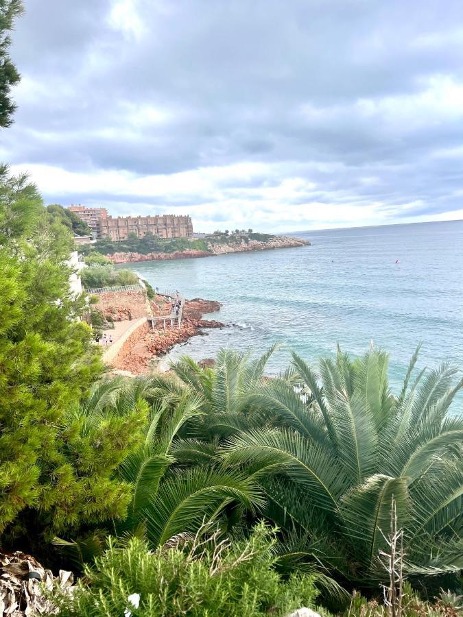 Blue Salou Apartment Bagian luar foto