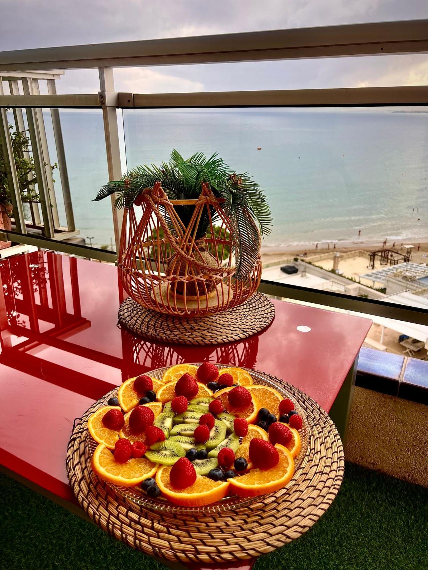 Blue Salou Apartment Bagian luar foto